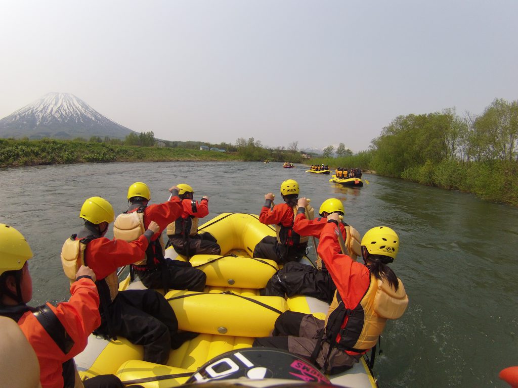 school-trip-rafting2